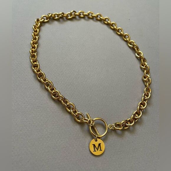 Gold  M Initial Pendant Necklace N1096 - Picture 2 of 4